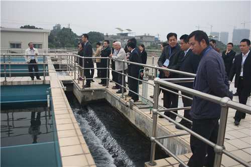 福州水司榮獲國(guó)內(nèi)首家4A級(jí)省會(huì)城市供水企業(yè)稱號(hào)，引領(lǐng)城市供水服務(wù)新標(biāo)桿